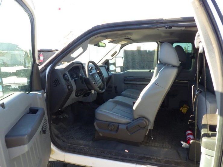 2015-ford-f350-image-5