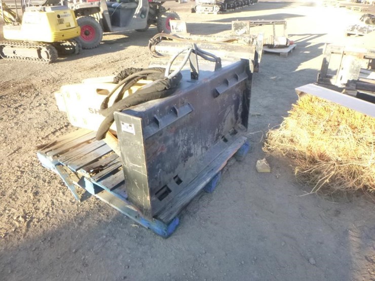 sh750-skid-steer-hydraulic-breaker-image-4