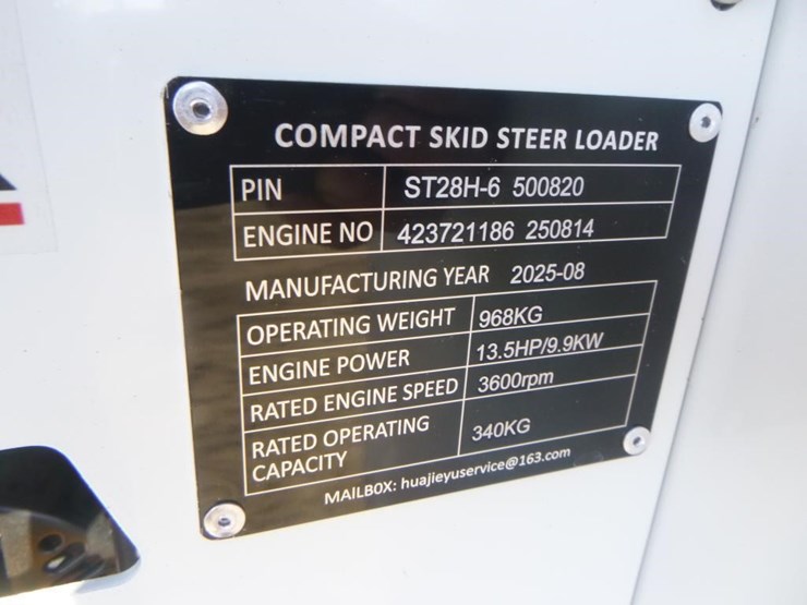 battler-st28h-6-skid-steer-track-loader-image-20