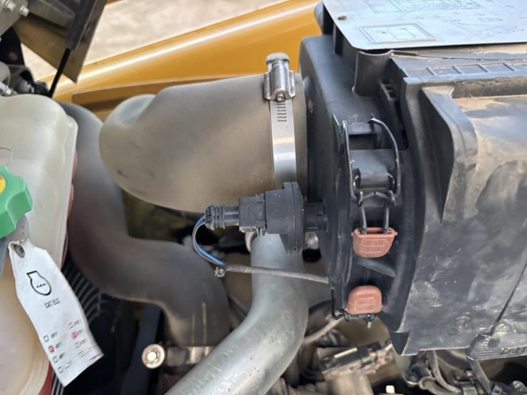 caterpillar-420f2-image-58