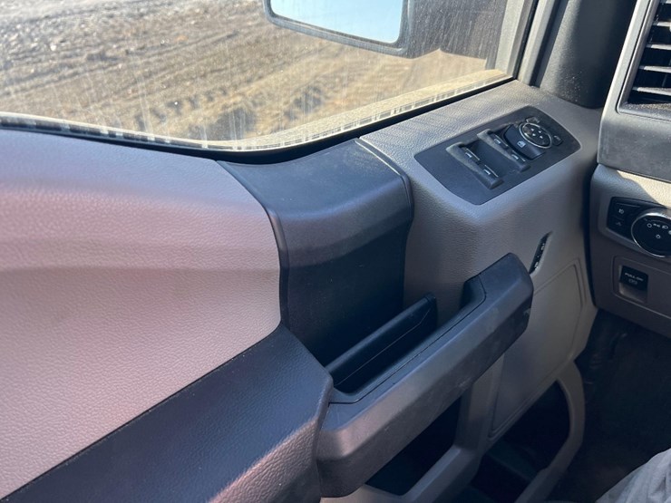 2018-ford-f150-image-31