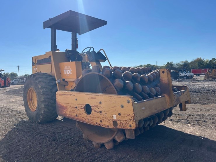 caterpillar-cp-563-image-6