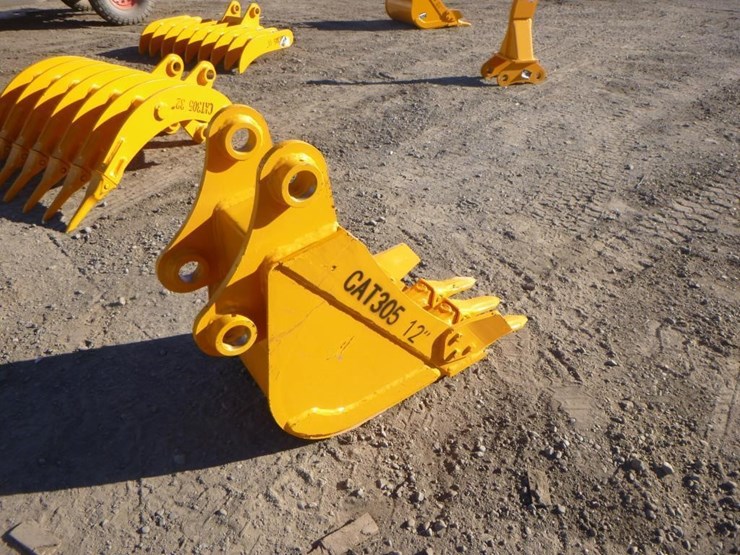 caterpillar-305-image-3