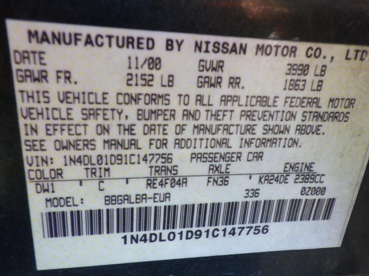 2001-nissan-altima-sedan-image-16