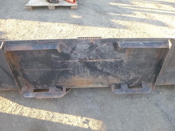 83"-skid-steer-g/p-bucket-image-5