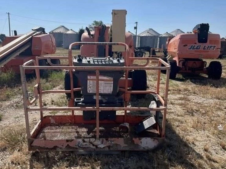 2013-jlg-450aj-image-2