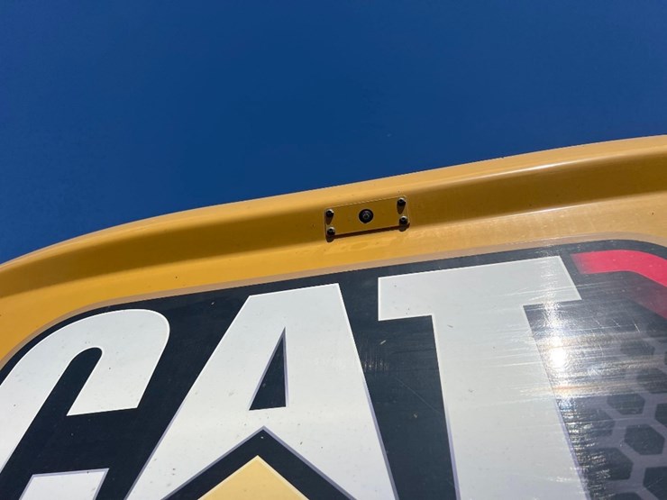 2021-caterpillar-336gc-image-26