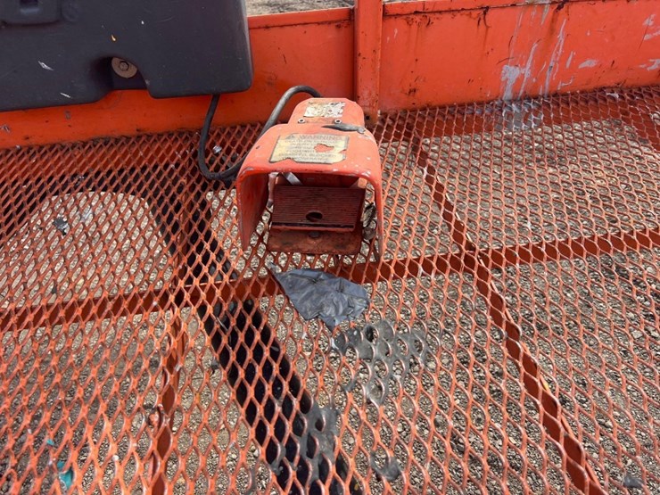 2007-jlg-800aj-image-10