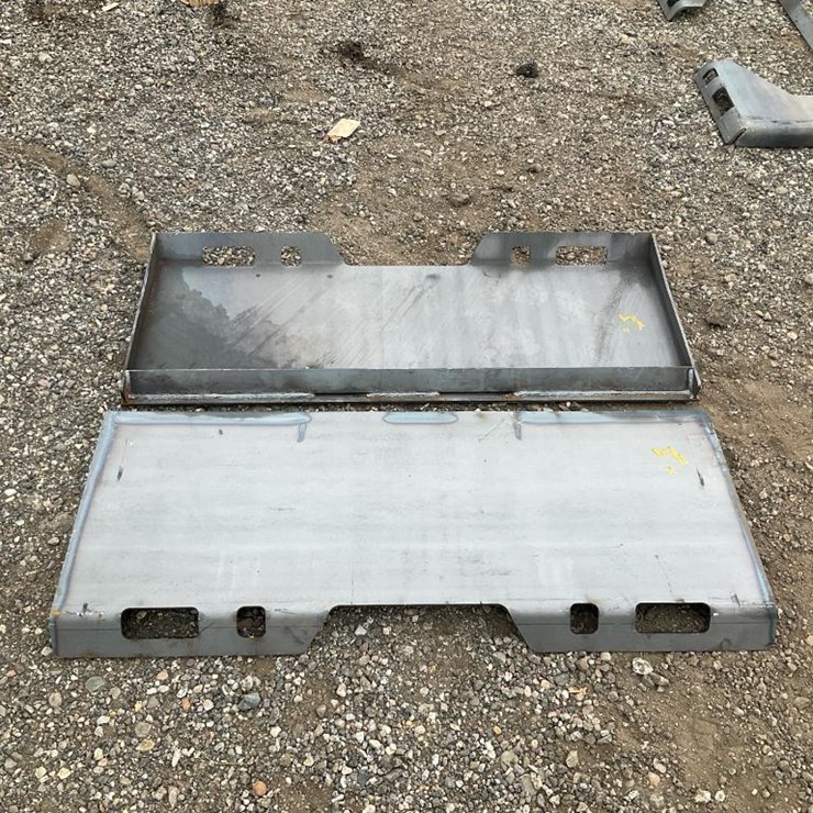 #1399 • 1/4" Thick Quick Tach Cut Out Mount Plates