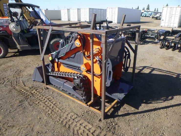 tpm-t460-skid-steer-track-loader-image-4
