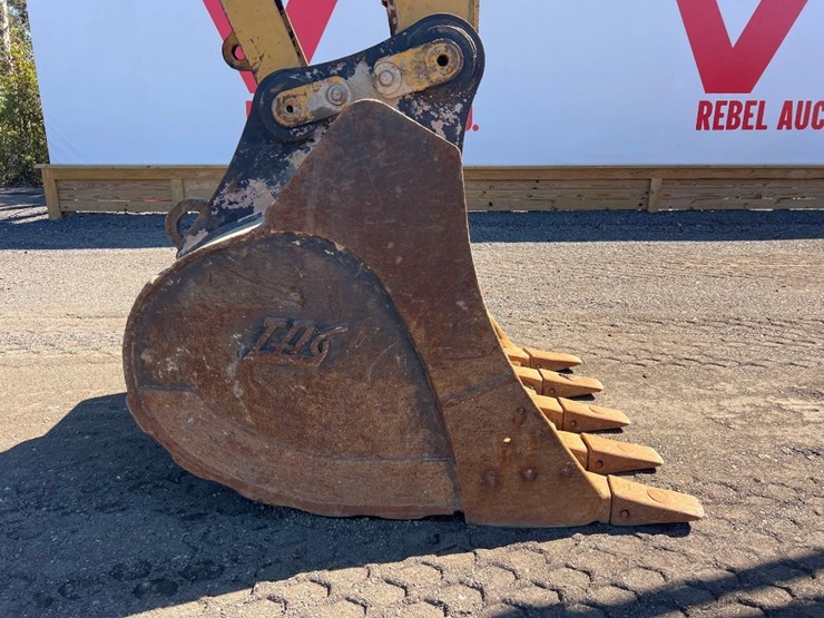 2019-caterpillar-336gc-image-9