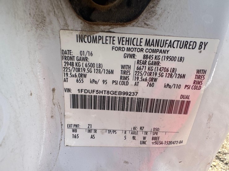 2016-ford-f550-xl-image-23