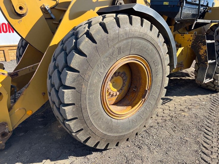 caterpillar-930m-image-9