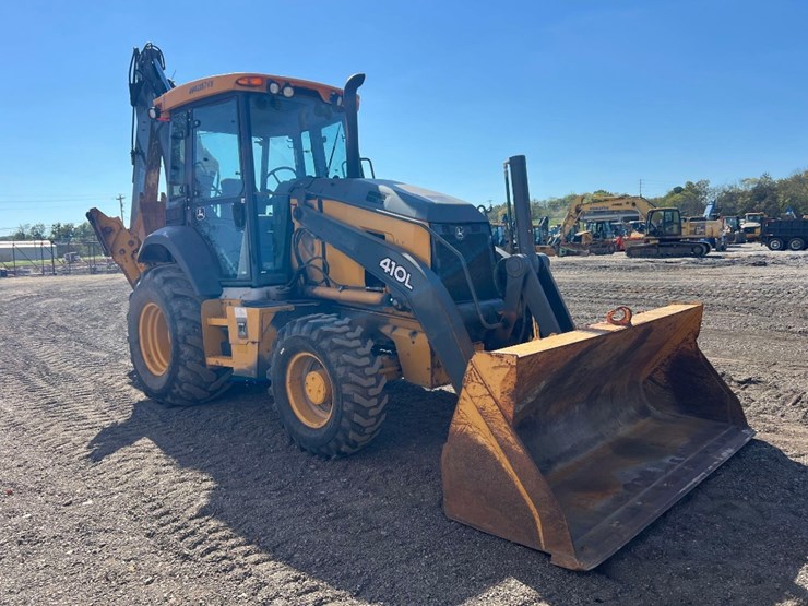 deere-410l-image-6