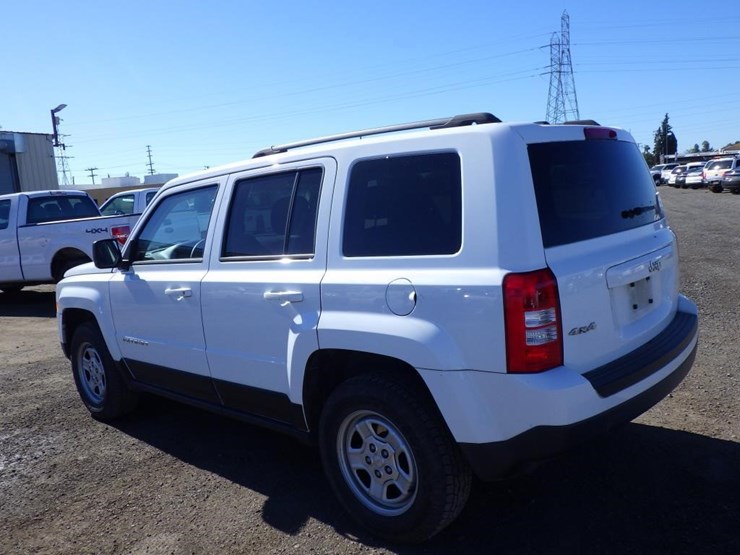 2016-jeep-patriot-image-4