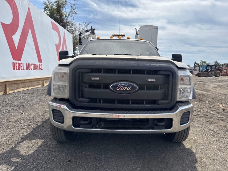 2016-ford-f550-xl-image-3