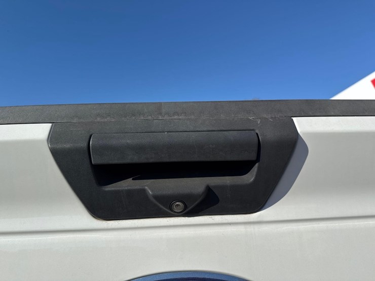 2018-ford-f150-xl-image-13