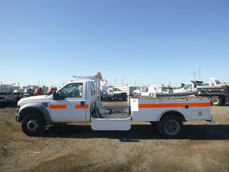 2008-ford-f550-image-5
