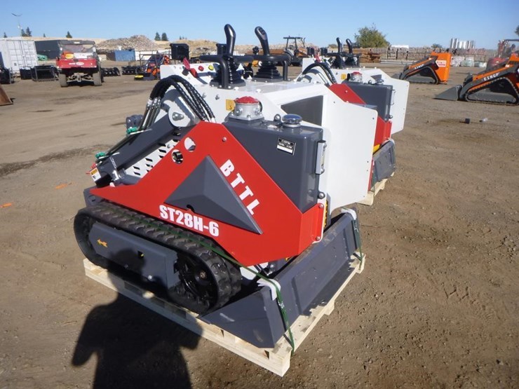 battler-st28h-6-skid-steer-track-loader-image-4