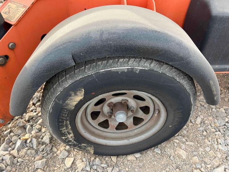2018-jlg-t350-image-10