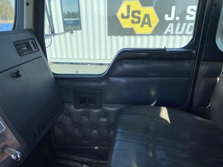 2000-kenworth-t800-image-14