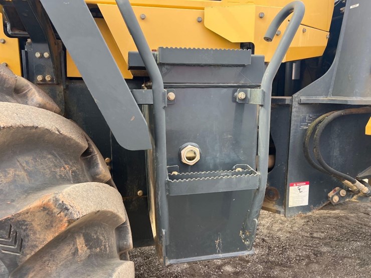 komatsu-wa250-image-17