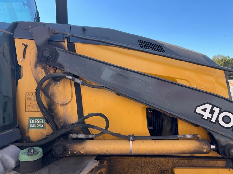 deere-410l-image-24