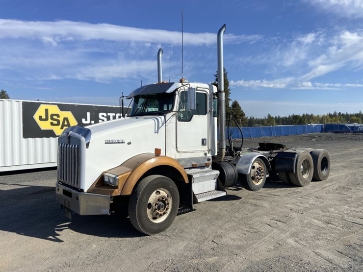 2000-kenworth-t800-image-1