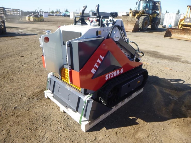 battler-st28h-6-skid-steer-track-loader-image-3