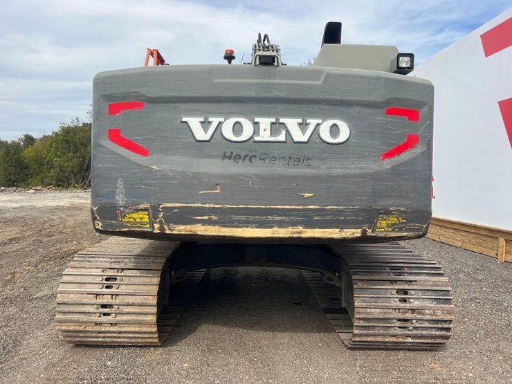 volvo-ec220el-image-3
