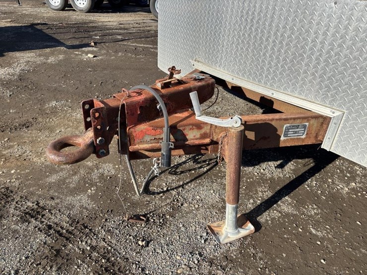 2007-haulmark-kd7x16wt3-enclosed-trailer-image-7