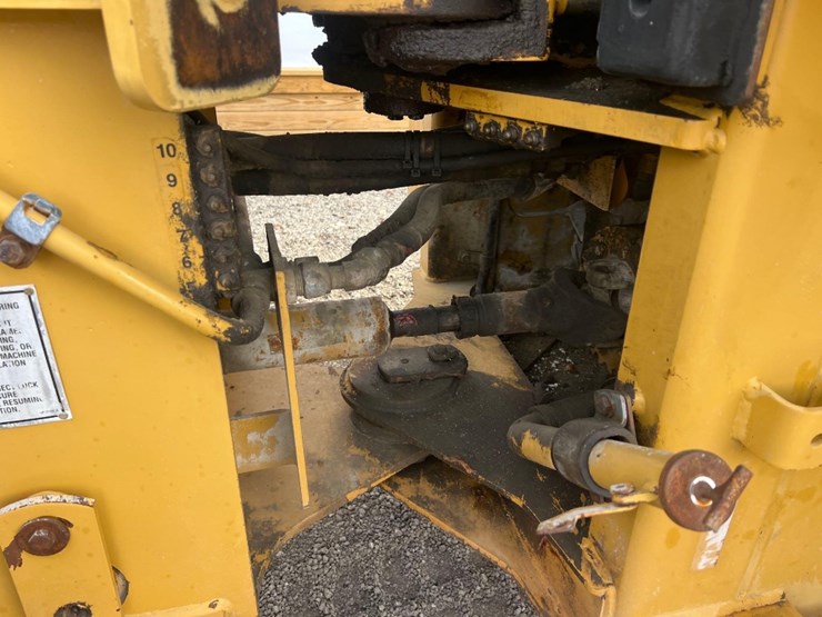 caterpillar-924g-image-12
