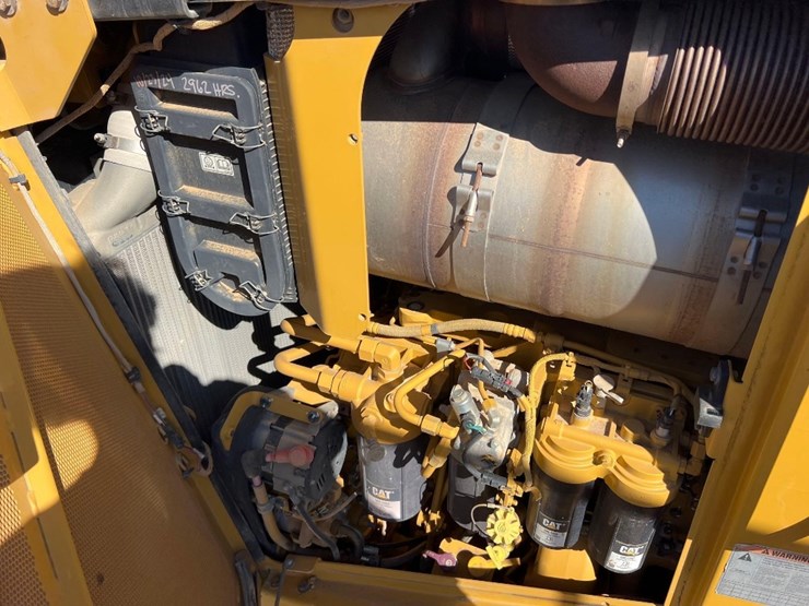caterpillar-d8t-image-29