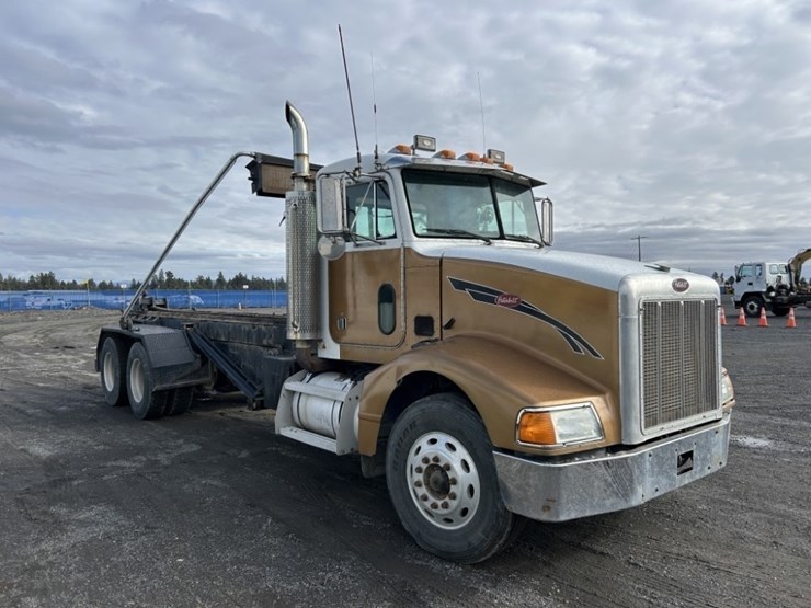 1997-peterbilt-385-image-7