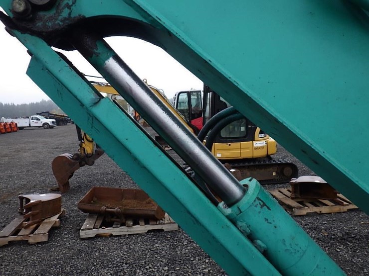 komatsu-pc35-image-16