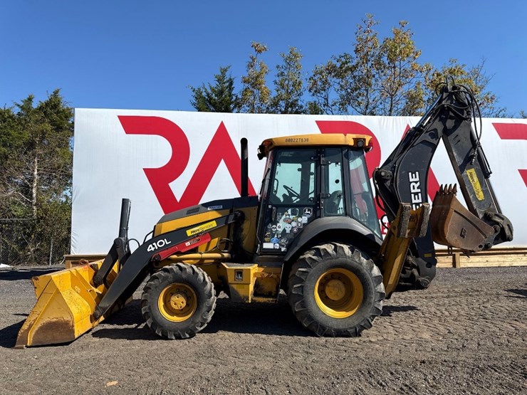 deere-410l-image-1