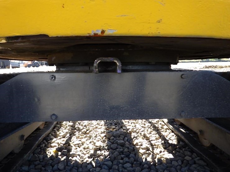 komatsu-pc12-image-24