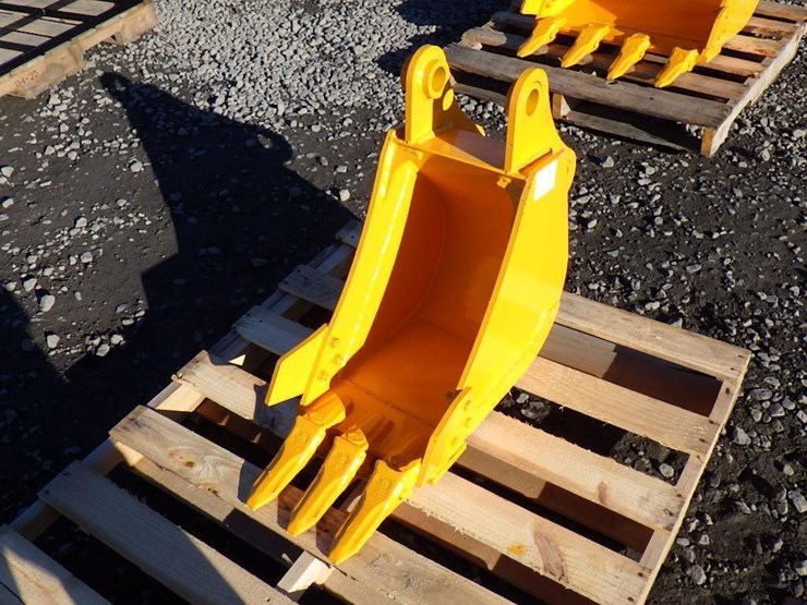 caterpillar-305-image-1