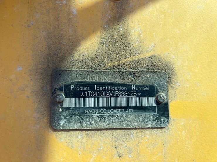 deere-410l-image-15