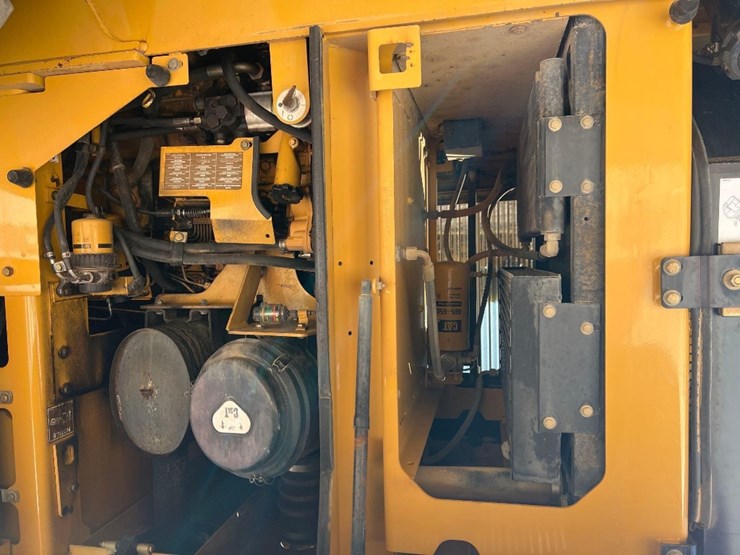 caterpillar-924g-image-27
