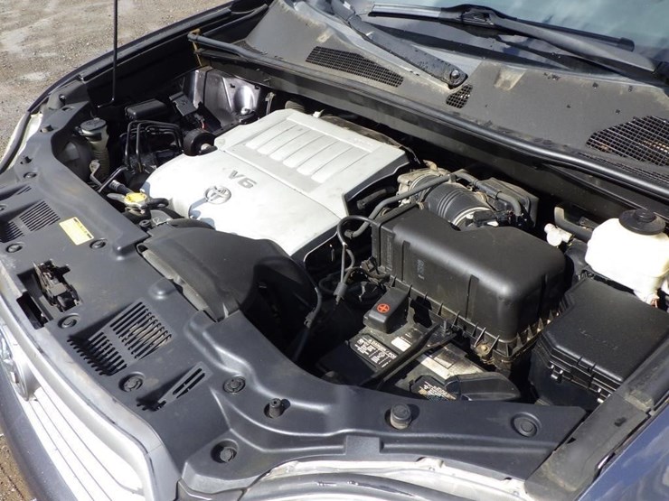 2010-toyota-highlander-image-10