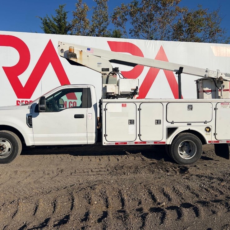 2017 FORD F350 XL