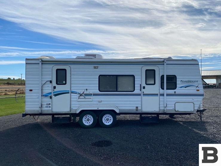 trailblazer-camper-image-6