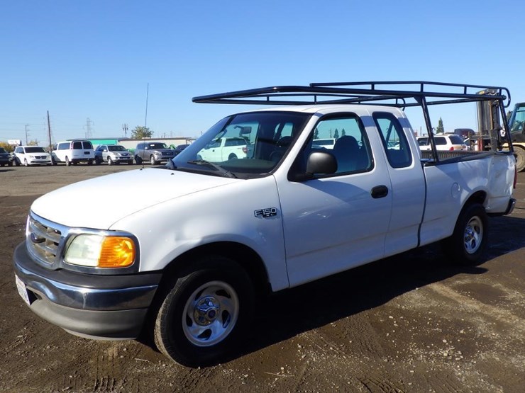 2004-ford-f150-image-1