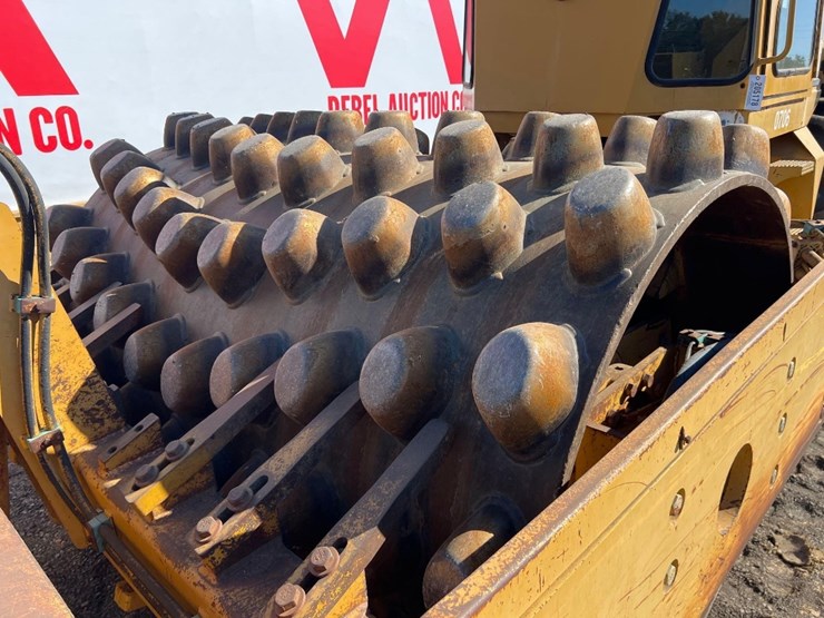 caterpillar-cp-563d-image-10