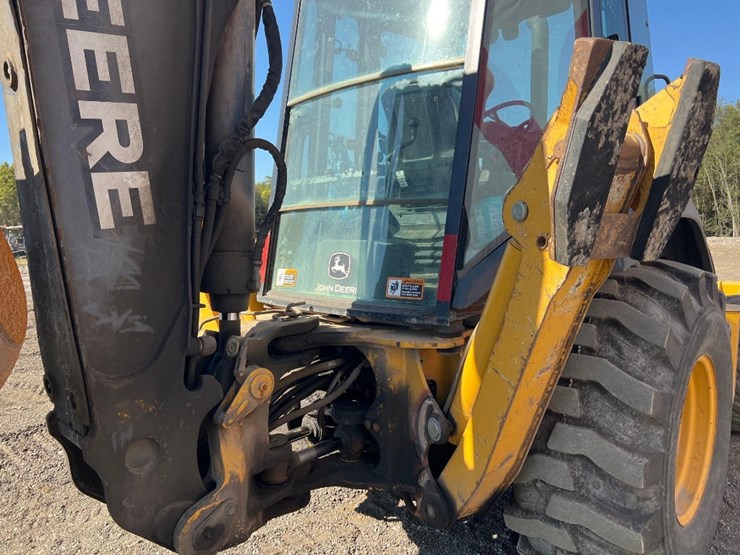 deere-410l-image-33