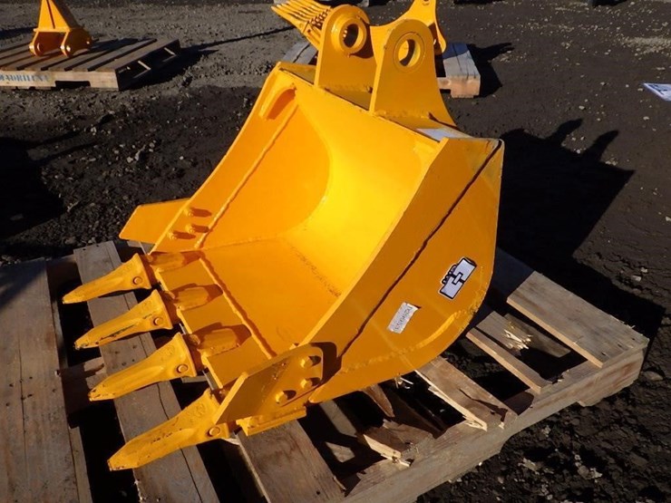 caterpillar-305-image-1