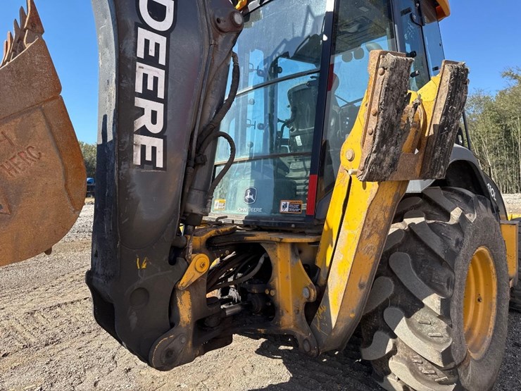 deere-410l-image-13