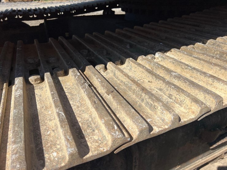 2019-caterpillar-336gc-image-25