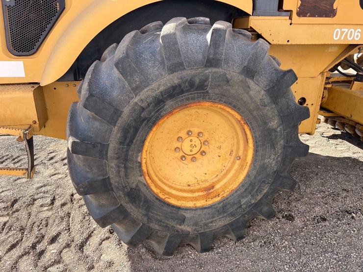caterpillar-cp-563d-image-18